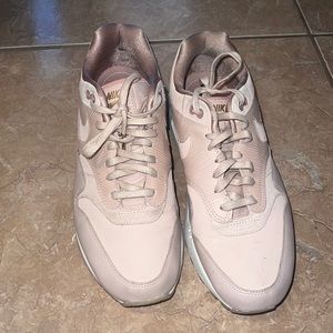Pink Nike Air Max